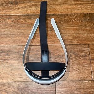 Oculus head strap|brand new never used